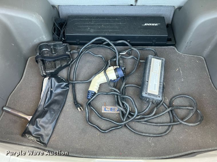 image for item LF9419 2013 Nissan Leaf