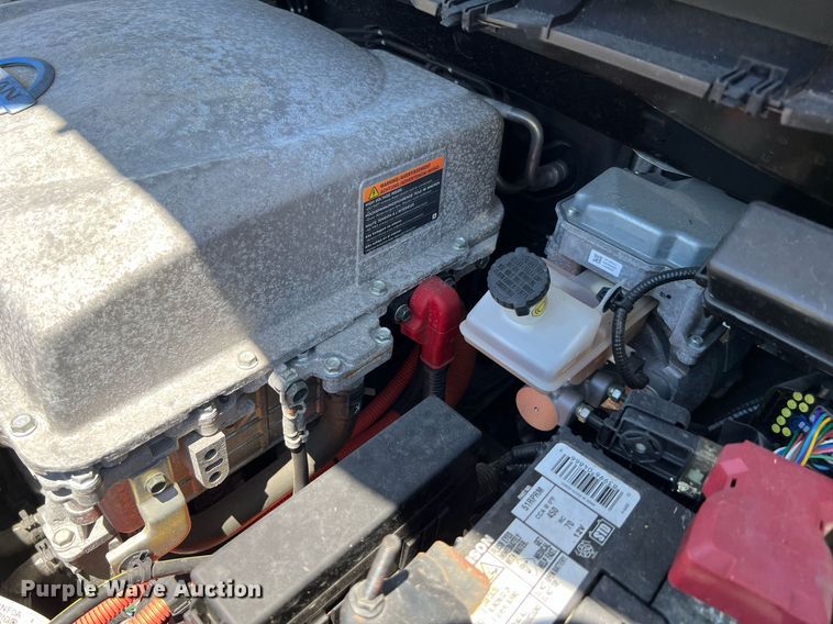 image for item LF9419 2013 Nissan Leaf