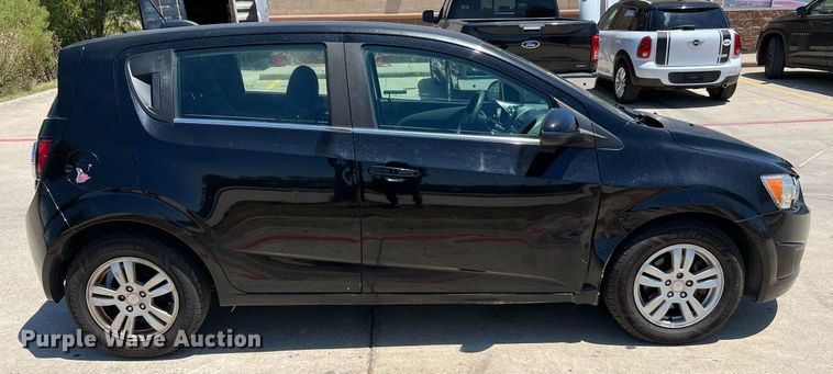 image for item LF9420 2016 Chevrolet Sonic LT