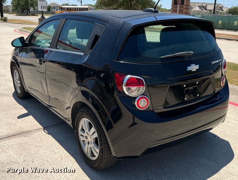 image for item LF9420 2016 Chevrolet Sonic LT