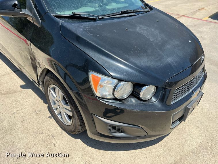 image for item LF9420 2016 Chevrolet Sonic LT