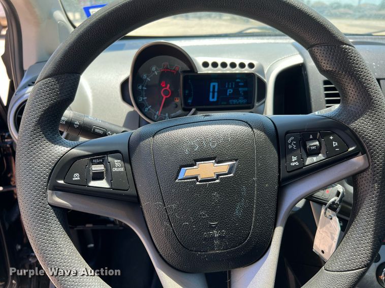 image for item LF9420 2016 Chevrolet Sonic LT