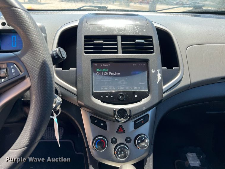 image for item LF9420 2016 Chevrolet Sonic LT