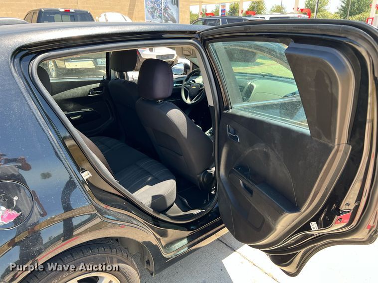 image for item LF9420 2016 Chevrolet Sonic LT