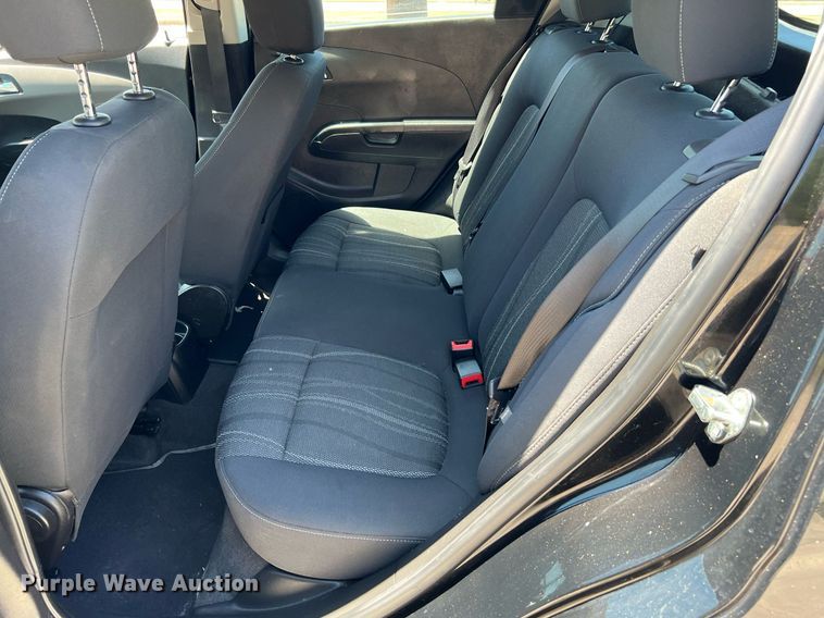 image for item LF9420 2016 Chevrolet Sonic LT