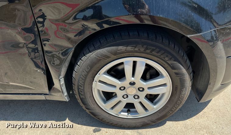 image for item LF9420 2016 Chevrolet Sonic LT