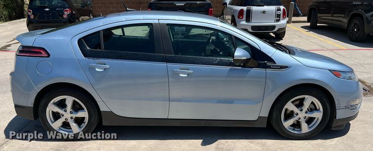 image for item LF9421 2014 Chevrolet Volt