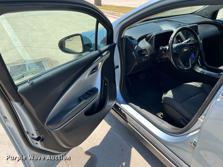 image for item LF9421 2014 Chevrolet Volt