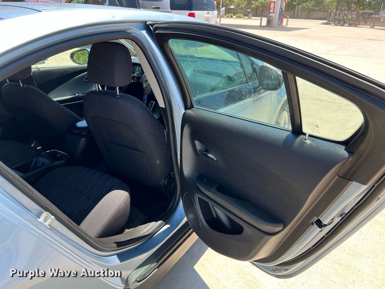 image for item LF9421 2014 Chevrolet Volt