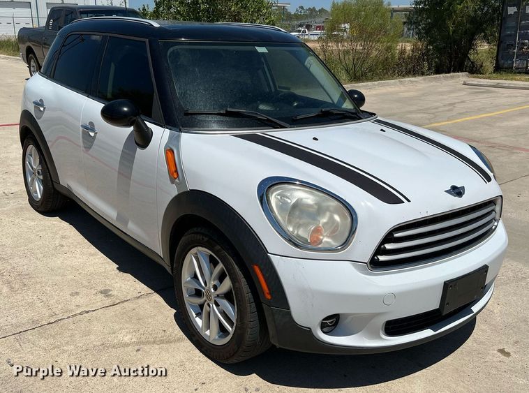 image for item LF9422 2011 Mini Cooper