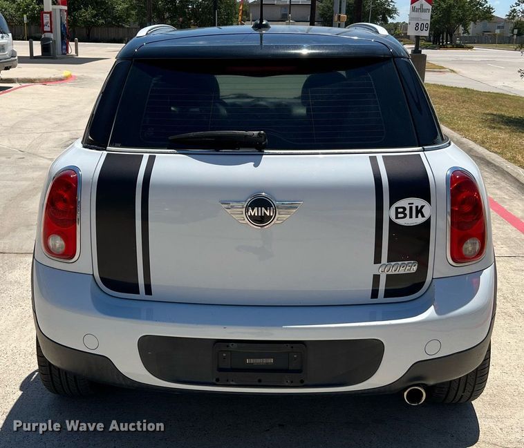 image for item LF9422 2011 Mini Cooper