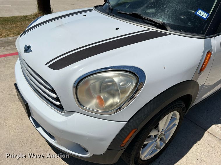 image for item LF9422 2011 Mini Cooper