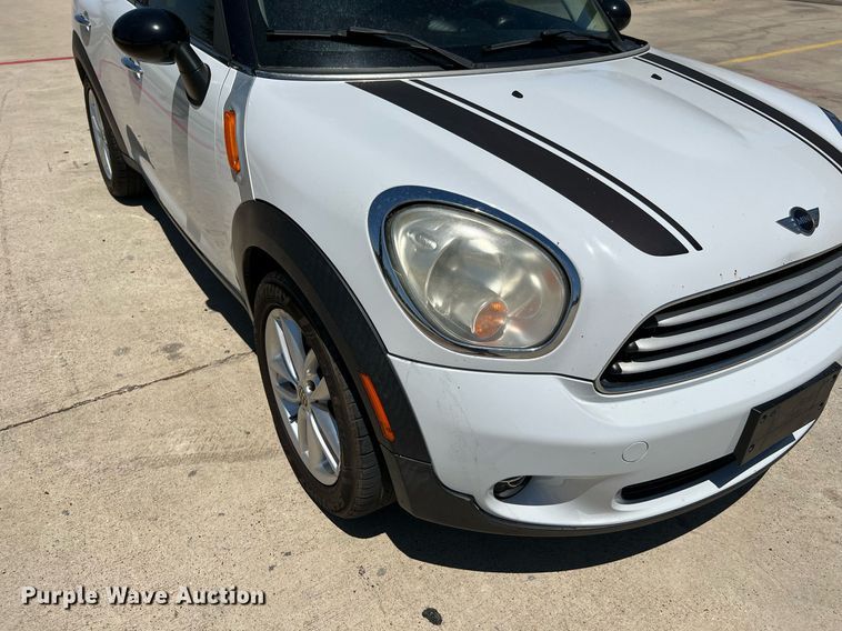 image for item LF9422 2011 Mini Cooper