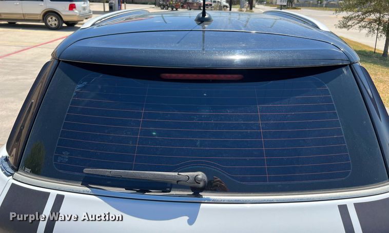 image for item LF9422 2011 Mini Cooper