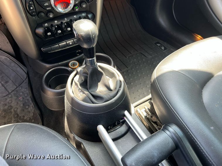 image for item LF9422 2011 Mini Cooper