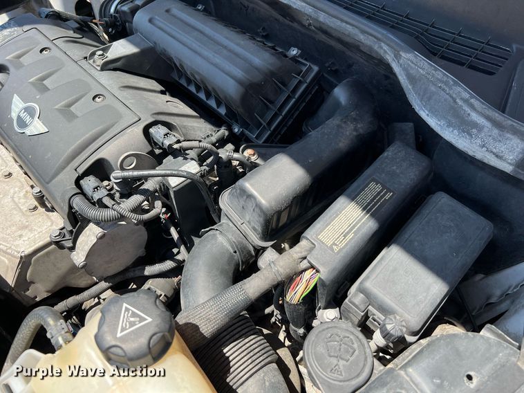 image for item LF9422 2011 Mini Cooper