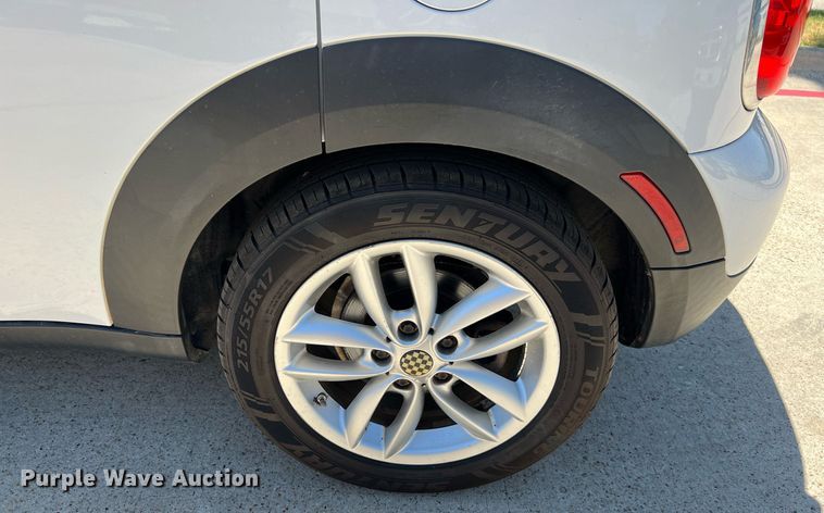 image for item LF9422 2011 Mini Cooper