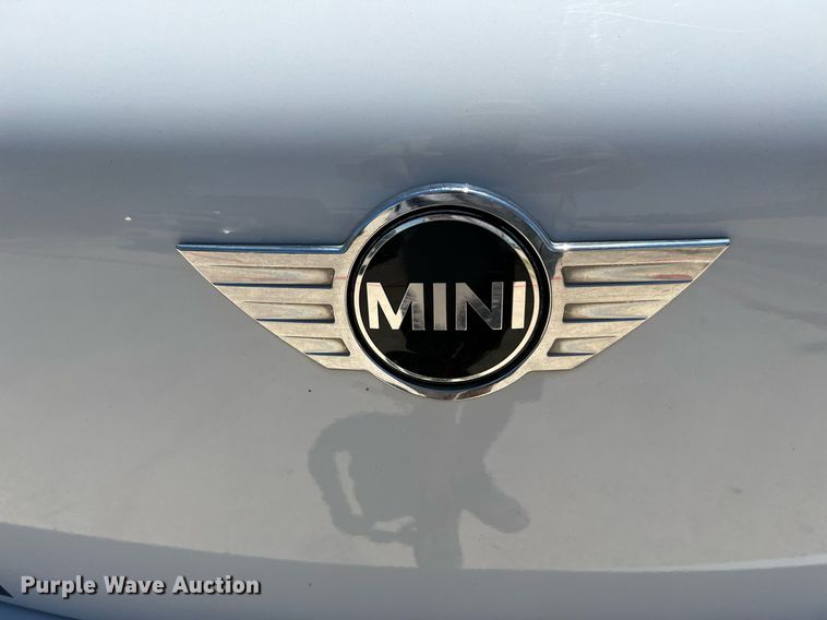 image for item LF9422 2011 Mini Cooper