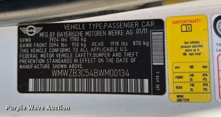 image for item LF9422 2011 Mini Cooper