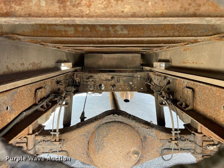 image for item LJ9785 2007 Isuzu NPR  dump flatbed truck