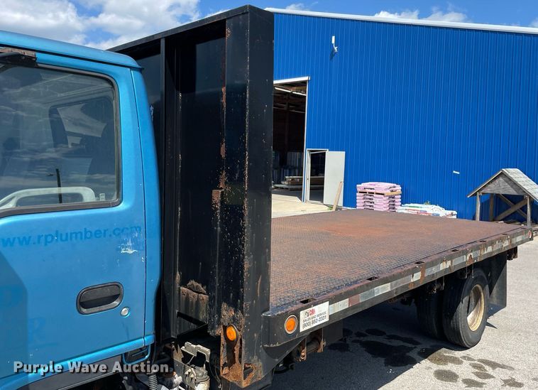 image for item LJ9785 2007 Isuzu NPR  dump flatbed truck