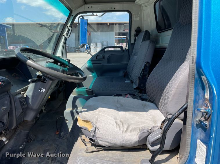 image for item LJ9785 2007 Isuzu NPR  dump flatbed truck