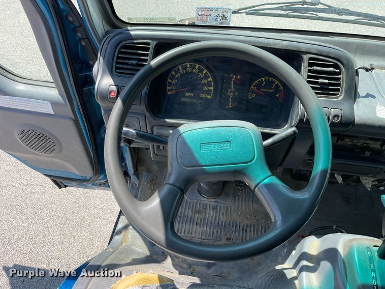 image for item LJ9785 2007 Isuzu NPR  dump flatbed truck