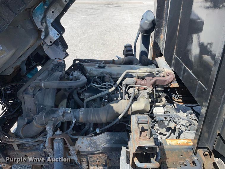 image for item LJ9785 2007 Isuzu NPR  dump flatbed truck