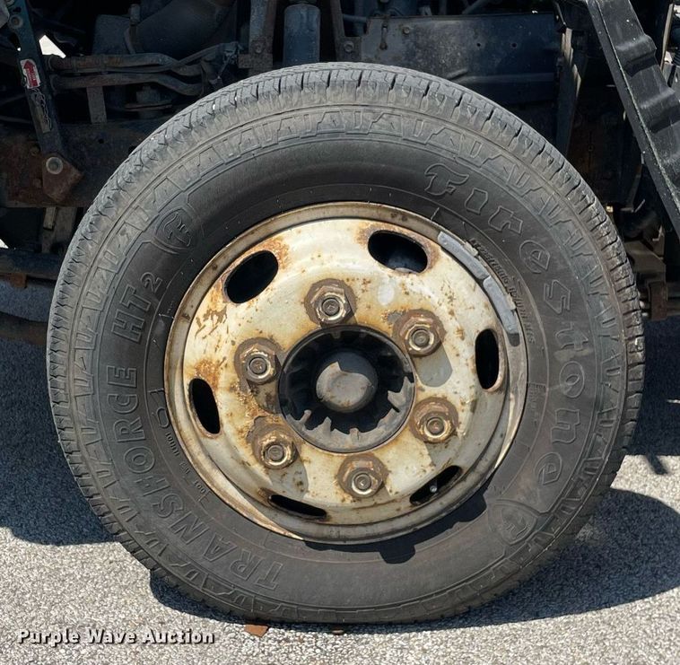 image for item LJ9785 2007 Isuzu NPR  dump flatbed truck