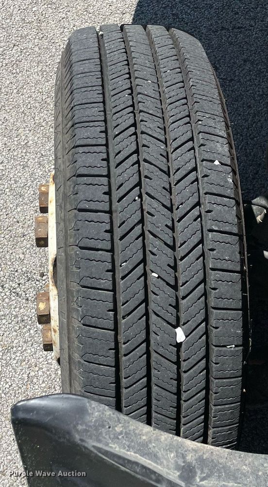 image for item LJ9785 2007 Isuzu NPR  dump flatbed truck