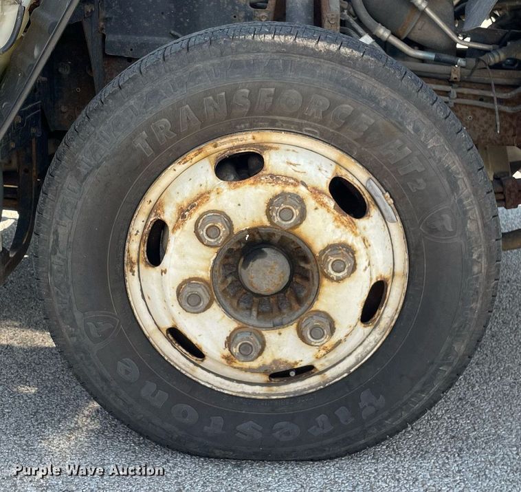 image for item LJ9785 2007 Isuzu NPR  dump flatbed truck