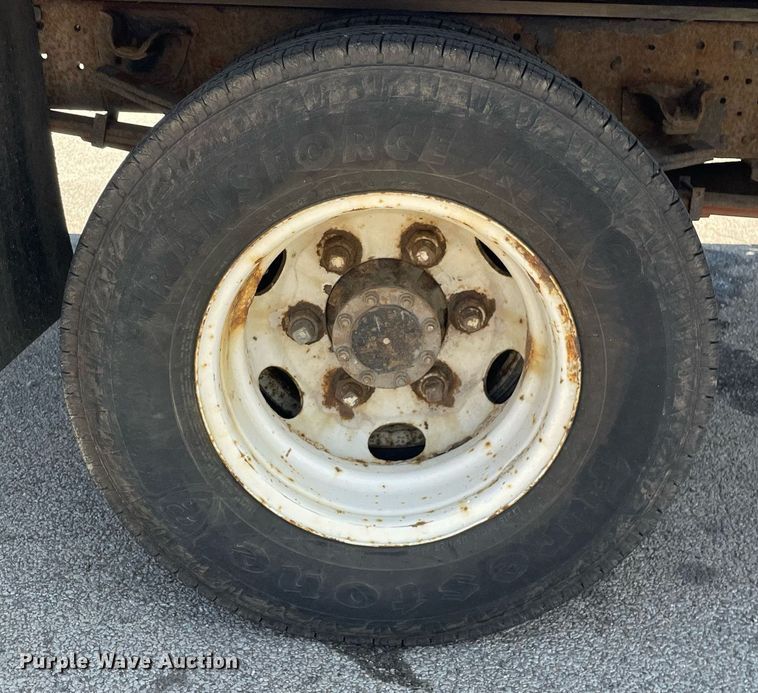 image for item LJ9785 2007 Isuzu NPR  dump flatbed truck