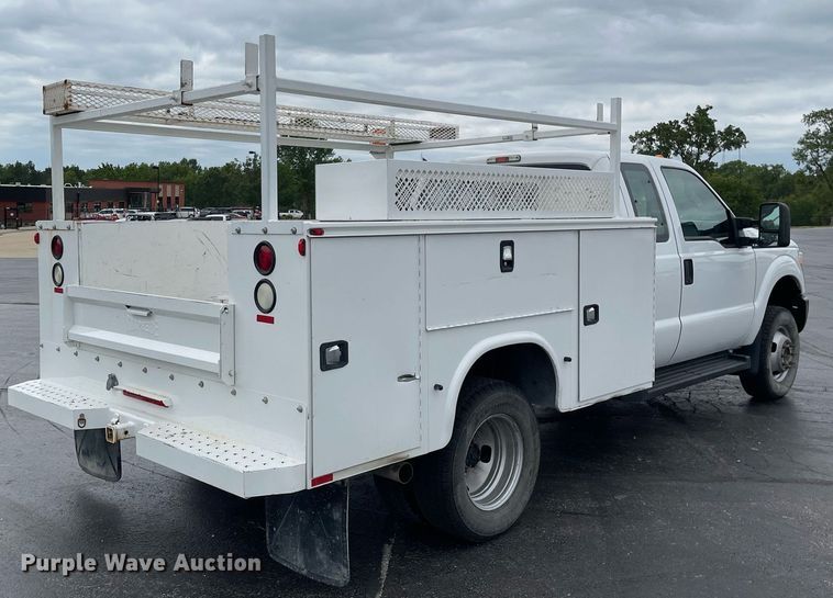 image for item LJ9787 2014 Ford F350 Super Duty XL  SuperCab utility bed pickup truck