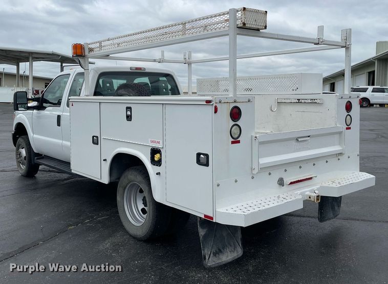 image for item LJ9787 2014 Ford F350 Super Duty XL  SuperCab utility bed pickup truck