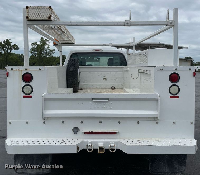 image for item LJ9787 2014 Ford F350 Super Duty XL  SuperCab utility bed pickup truck