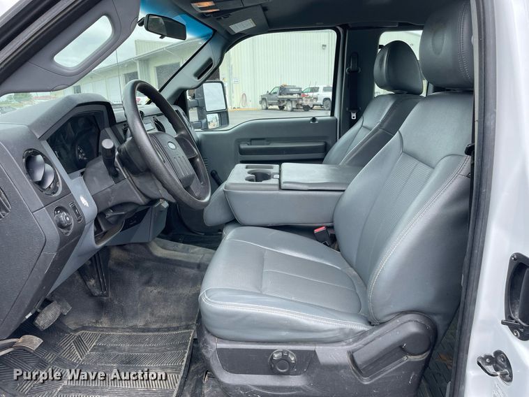 image for item LJ9787 2014 Ford F350 Super Duty XL  SuperCab utility bed pickup truck