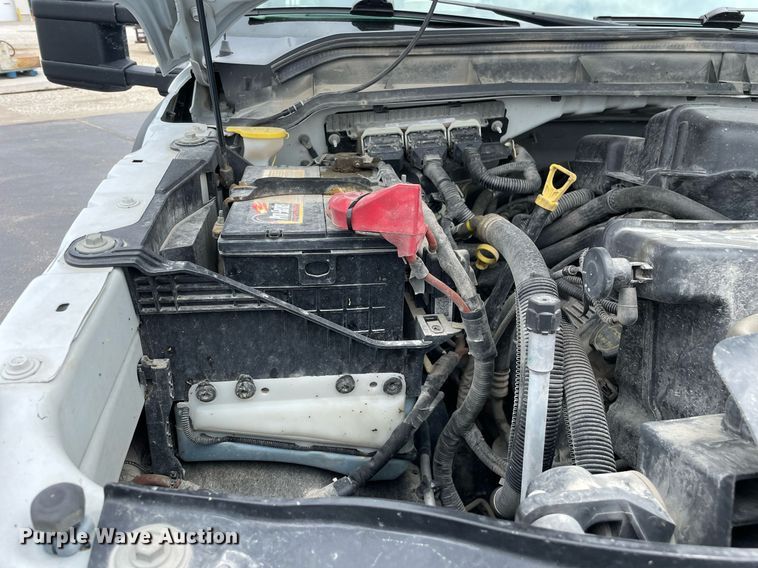 image for item LJ9787 2014 Ford F350 Super Duty XL  SuperCab utility bed pickup truck