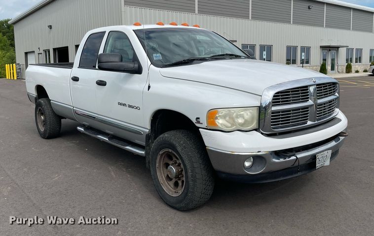 image for item LJ9788 2004 Dodge Ram 3500HD Laramie  Quad Cab pickup truck
