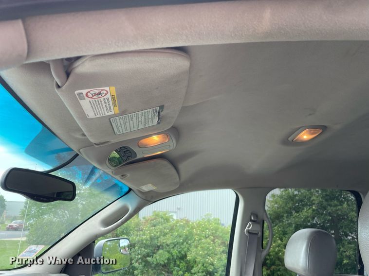 image for item LJ9788 2004 Dodge Ram 3500HD Laramie  Quad Cab pickup truck