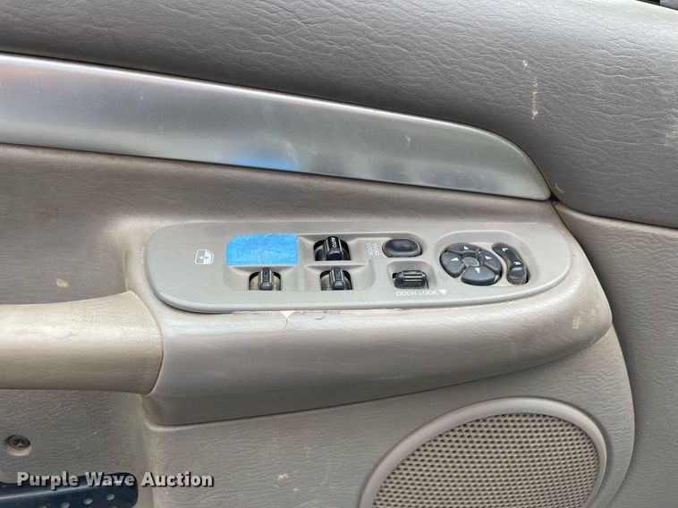 image for item LJ9788 2004 Dodge Ram 3500HD Laramie  Quad Cab pickup truck