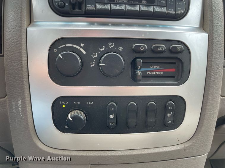 image for item LJ9788 2004 Dodge Ram 3500HD Laramie  Quad Cab pickup truck