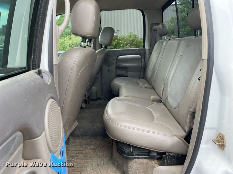 image for item LJ9788 2004 Dodge Ram 3500HD Laramie  Quad Cab pickup truck