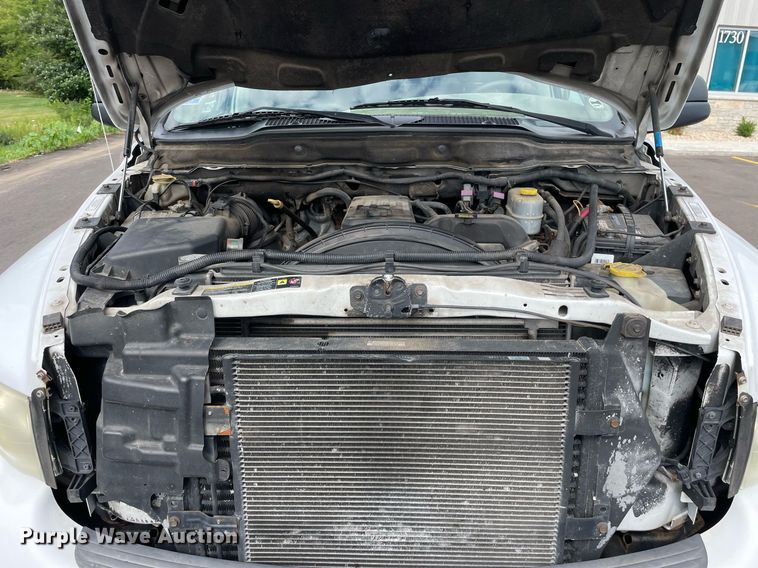 image for item LJ9788 2004 Dodge Ram 3500HD Laramie  Quad Cab pickup truck