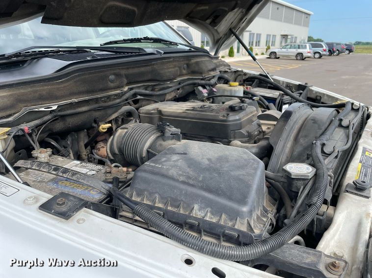 image for item LJ9788 2004 Dodge Ram 3500HD Laramie  Quad Cab pickup truck