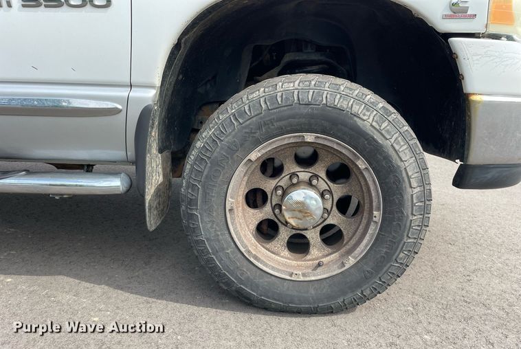 image for item LJ9788 2004 Dodge Ram 3500HD Laramie  Quad Cab pickup truck