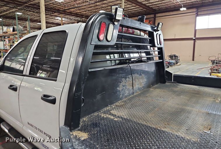 image for item LM9073 2006 Dodge Ram 3500  Crew Cab flatbed pickup truck