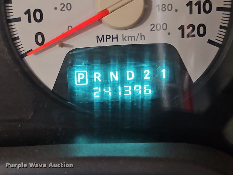 image for item LM9073 2006 Dodge Ram 3500  Crew Cab flatbed pickup truck