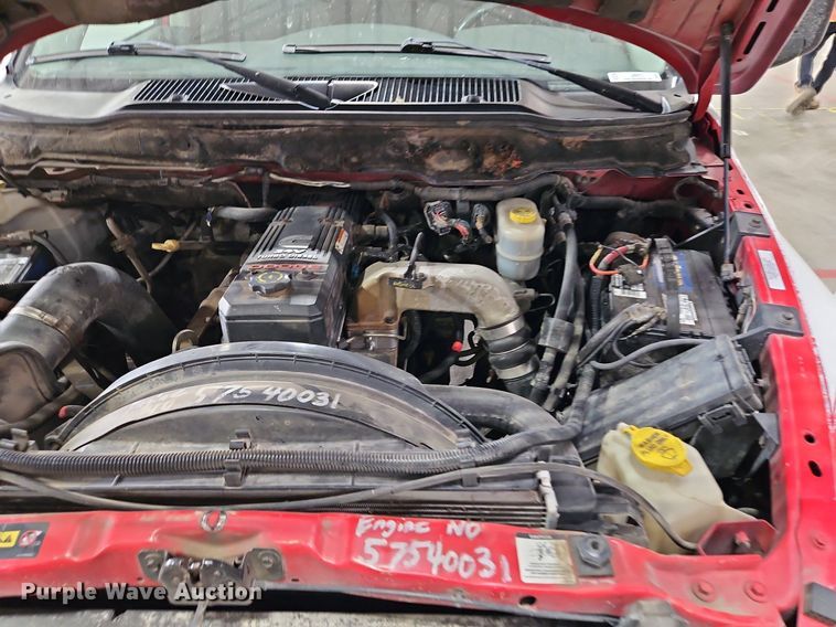 image for item LM9073 2006 Dodge Ram 3500  Crew Cab flatbed pickup truck