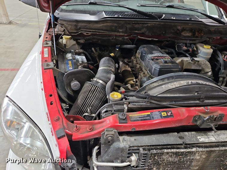 image for item LM9073 2006 Dodge Ram 3500  Crew Cab flatbed pickup truck