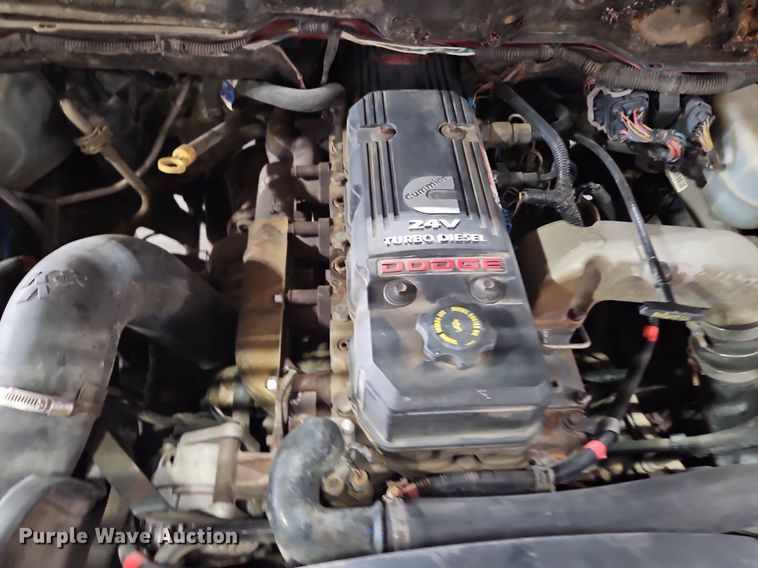 image for item LM9073 2006 Dodge Ram 3500  Crew Cab flatbed pickup truck